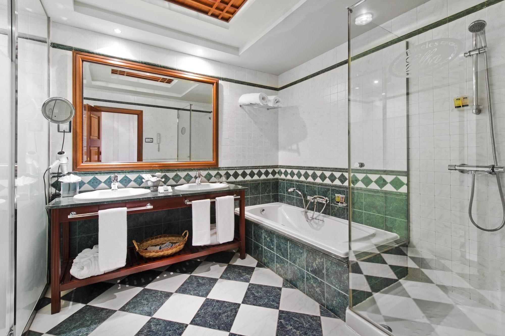Elba Palace Golf Boutique Hotel - Adults Only カレタ・デ・フステ エクステリア 写真